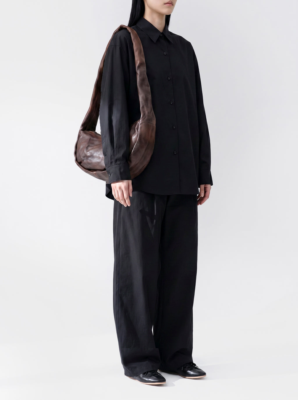 BOLINA 046 - Brown Leather Crossbody Bag - image 2,side view