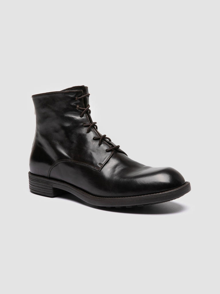 DIARY 010 - Brown Leather Zipped Boots