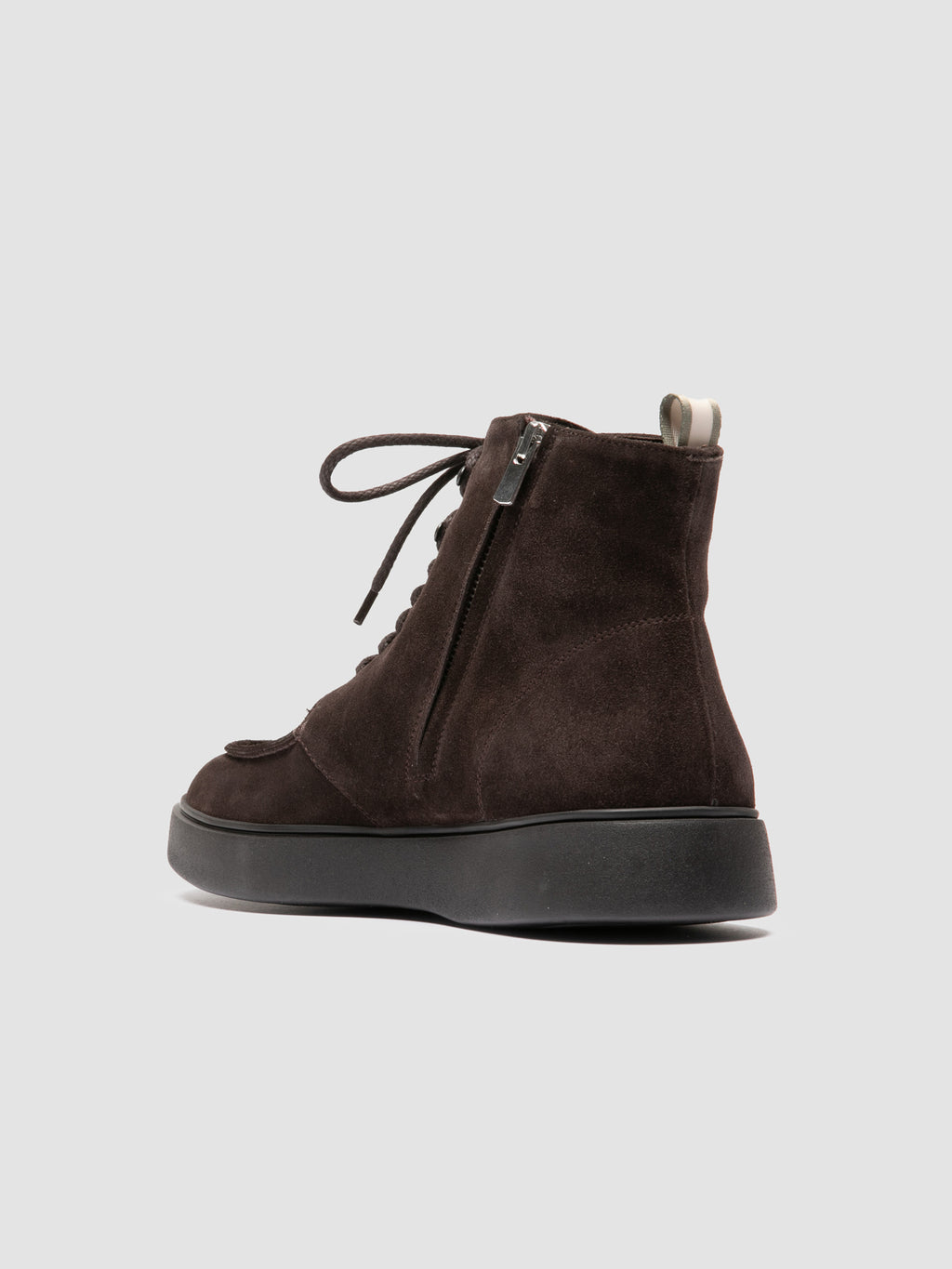 FRAME 004 - Brown Suede Lace-up Boots