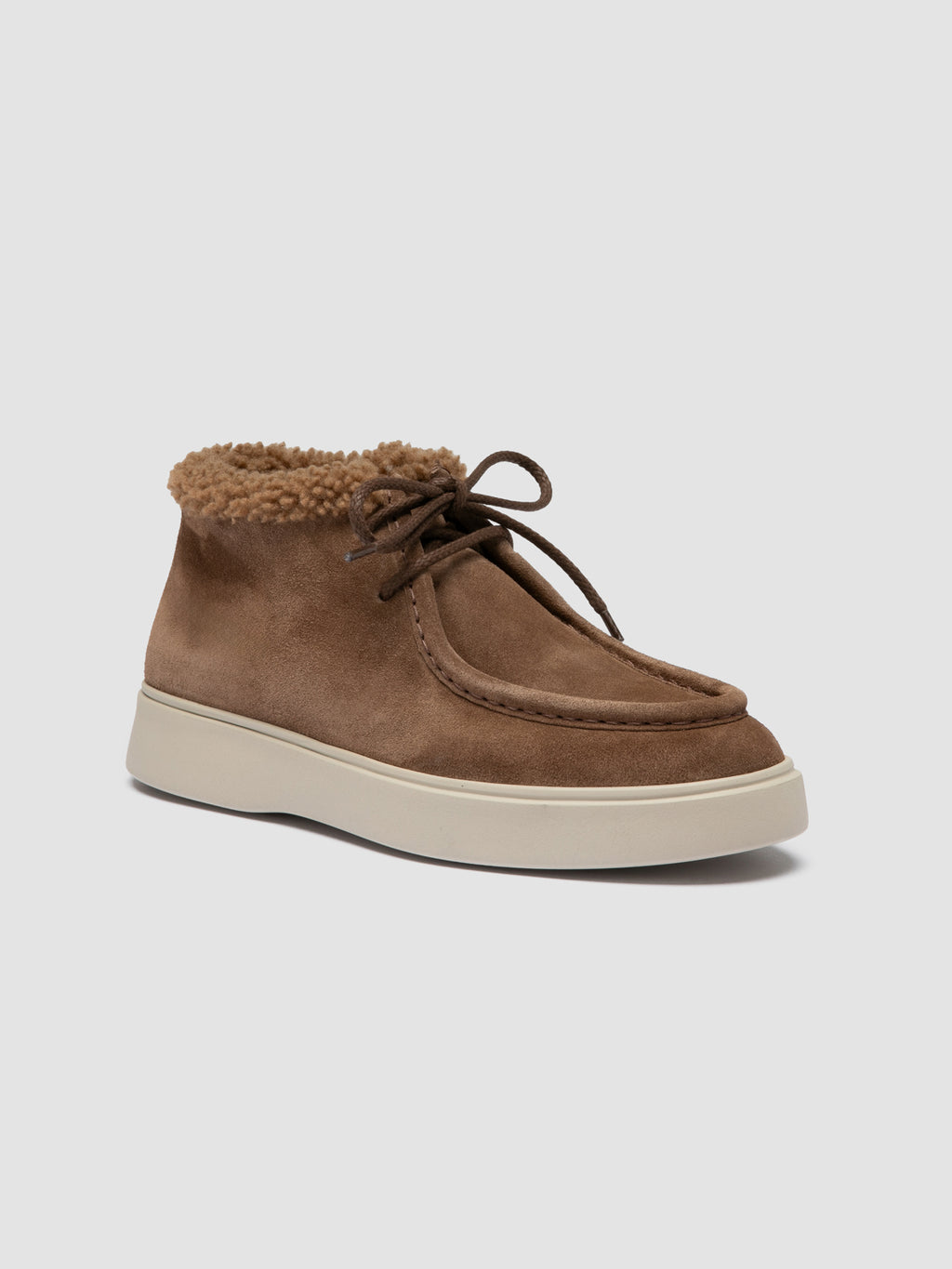 FRAME 110 - Beigefarbene Chukka-Stiefel aus Wildleder - image 3,side view