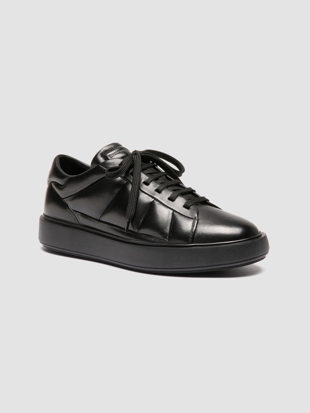 LEISURE 003 - Black Leather Sneakers