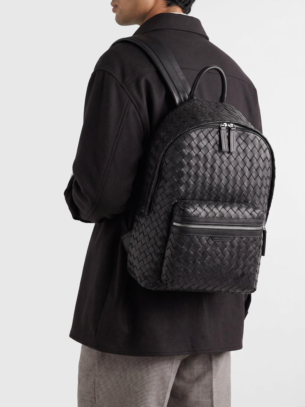ARMOR 04 - Zaino in Pelle Intrecciata Nera - image 2,side view
