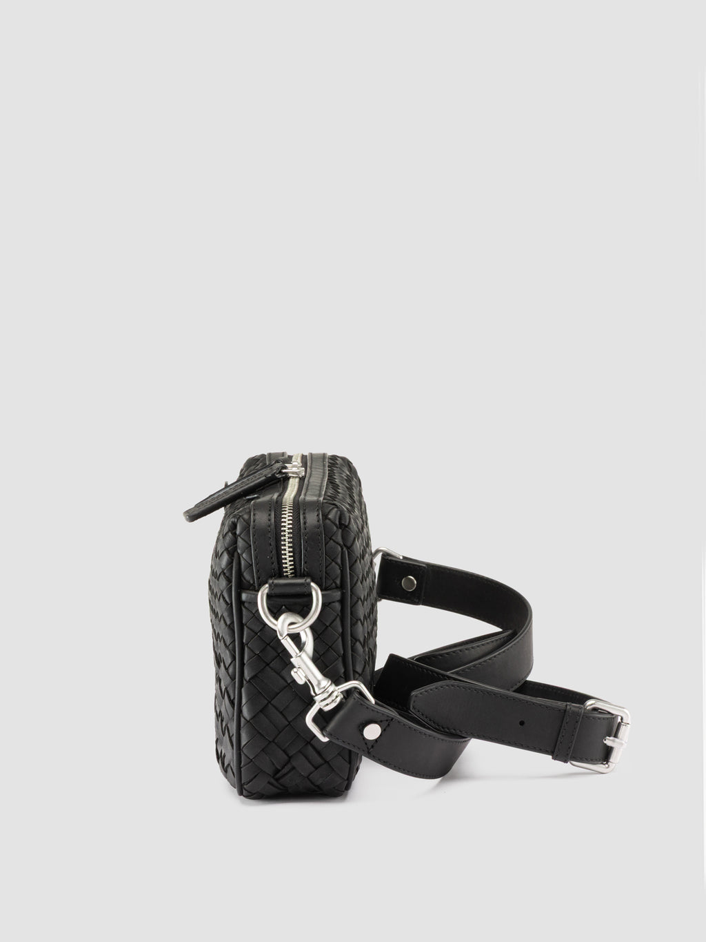 ARMOR 023 - Black Leather Pouch - image 6,side view