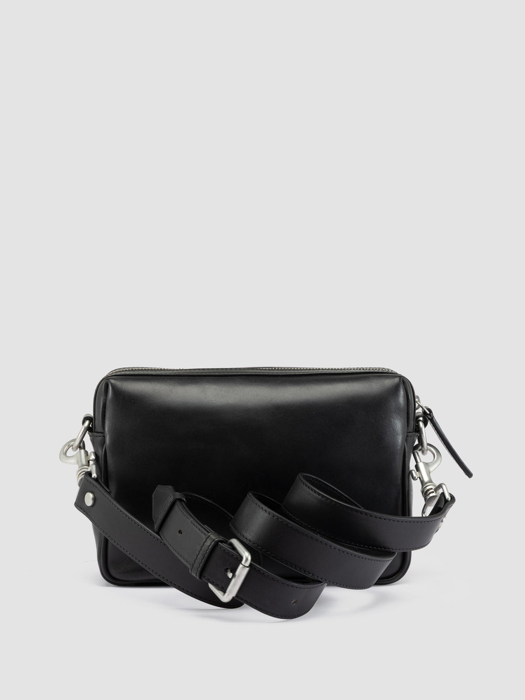 QUENTIN 025 - Black Leather Pounch Bags - image 5,side view