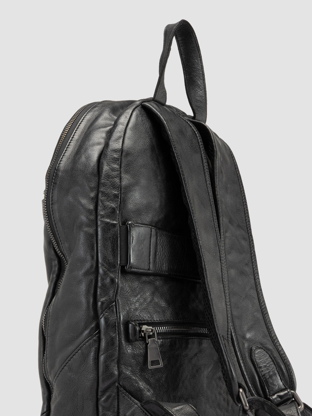 RECRUIT 019 - Black Leather Backpack - image OCBRECR19IGNIS1000TU0 - 6