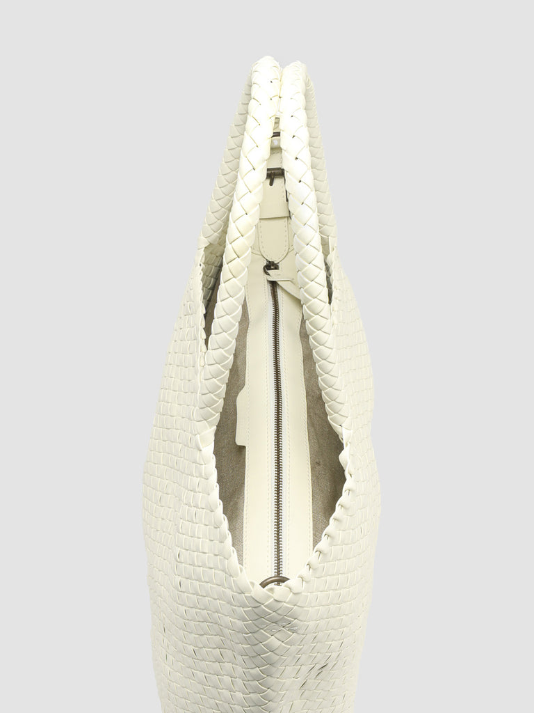 OC CLASS 35 - White Shoulder Bag