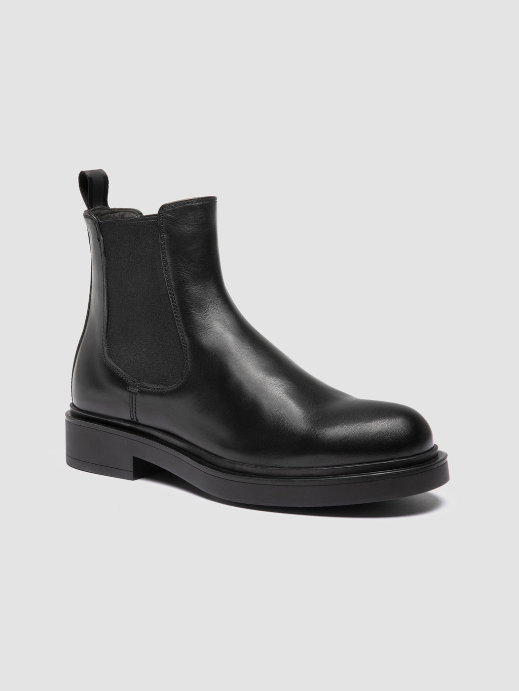 ENGINEER 107 - Black Leather Chelsea Boots