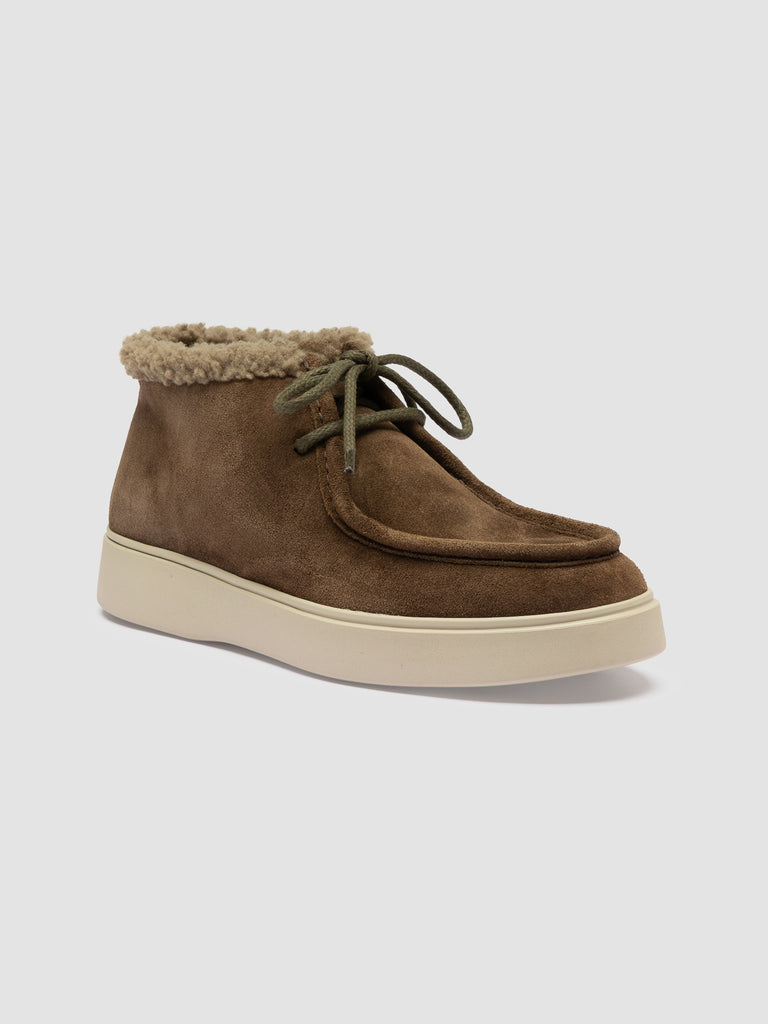 FRAME 110 - Brown Suede Chukka Boots