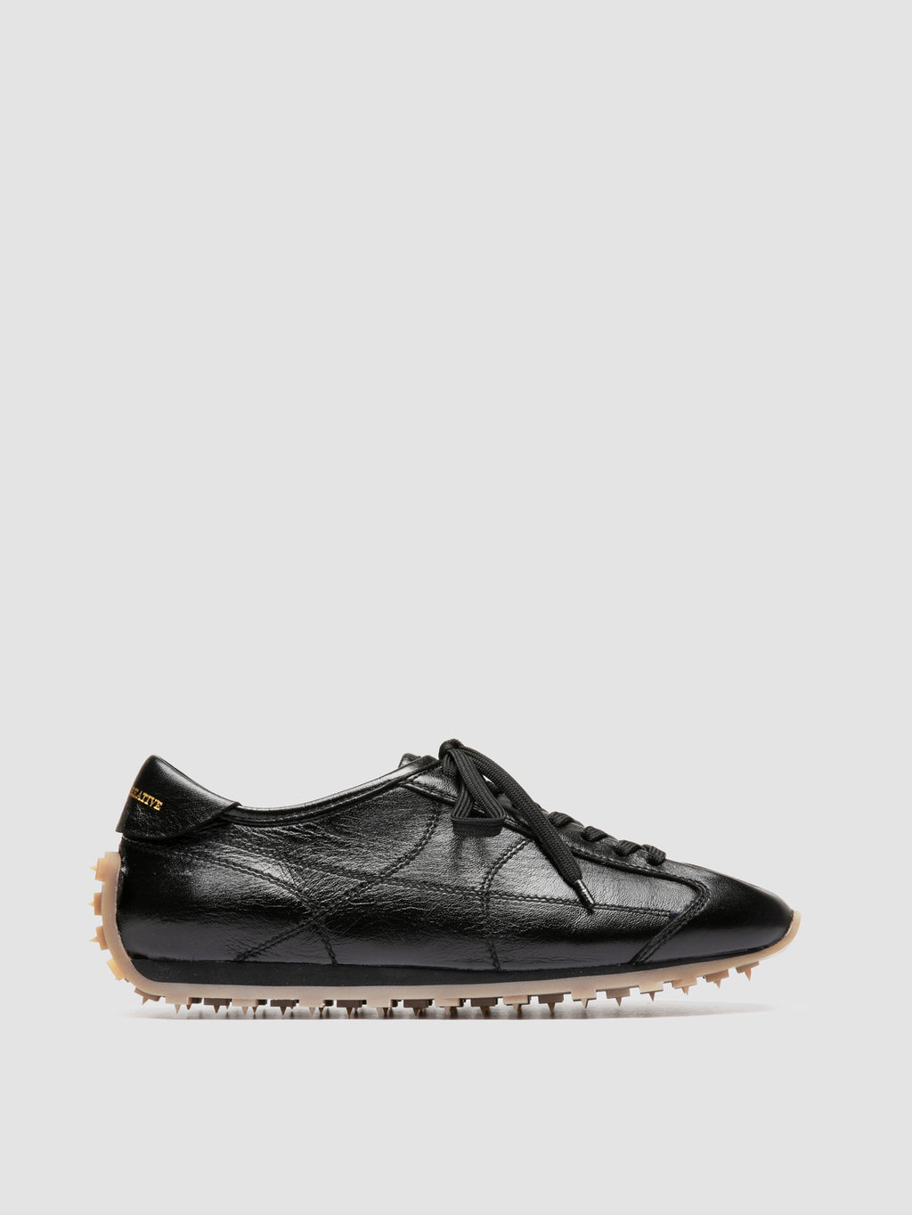 JARRED 102 W - Schwarze Low-Top-Sneaker aus Leder - image 1,side view