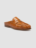 SOLITUDE 112 - Orangefarbene Pantoletten aus Leder - thumb image 3,side view