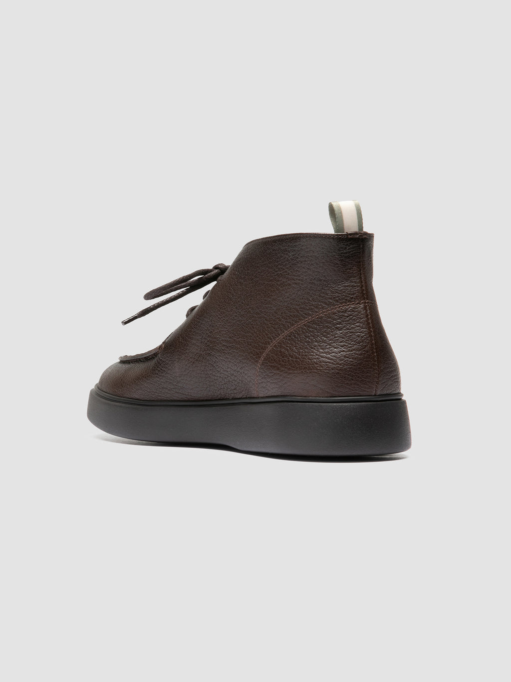 FRAME 002 - Braune Chukka-Stiefel aus Leder - image 4,side view