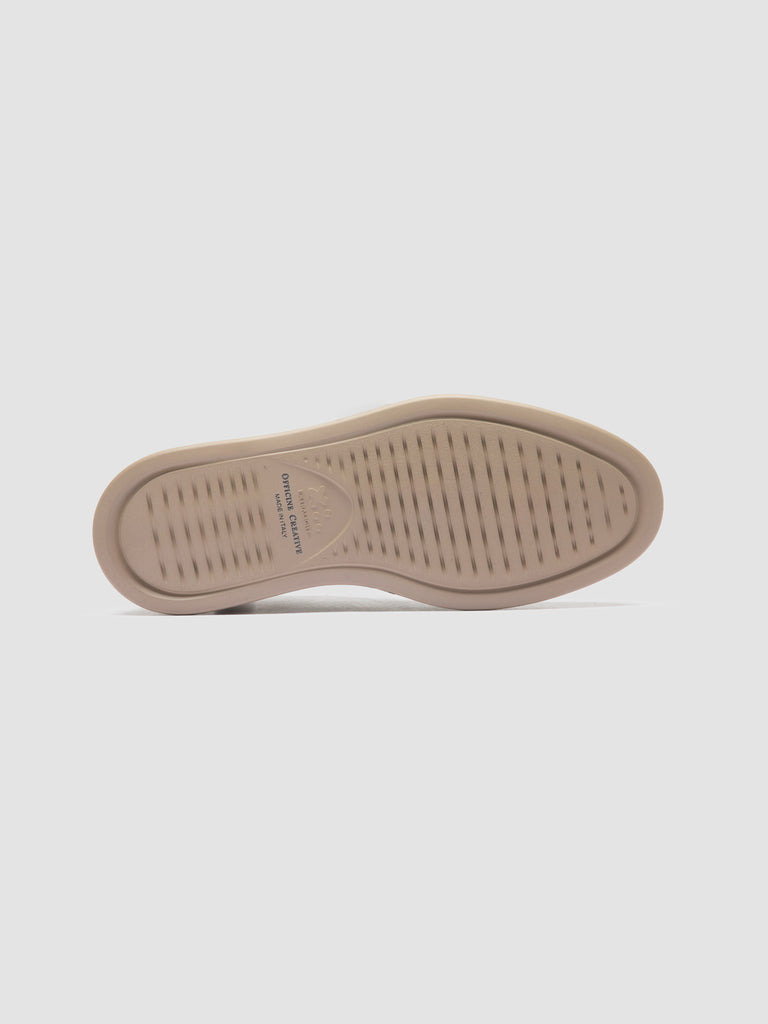 FRAME 002 - Taupe Suede Chukka Boots