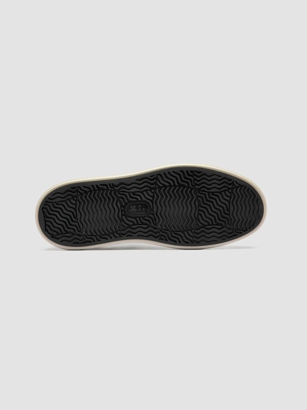 SEQUEL 001 - Elfenbeinfarbene Sneakers aus Wildleder und Leder - image 5,side view