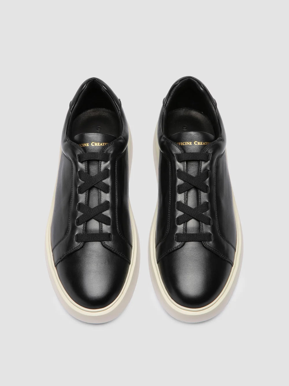 SLOUCH 001 - Schwarze Low-Top-Sneakers aus Leder - image 2,side view