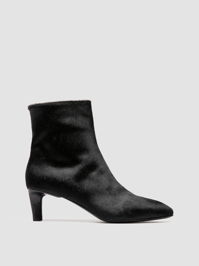 SUZY 008 - Black Leather Zipped Boots